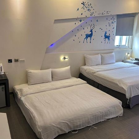 Galaxia Business Hotel Đài Trung Ngoại thất bức ảnh