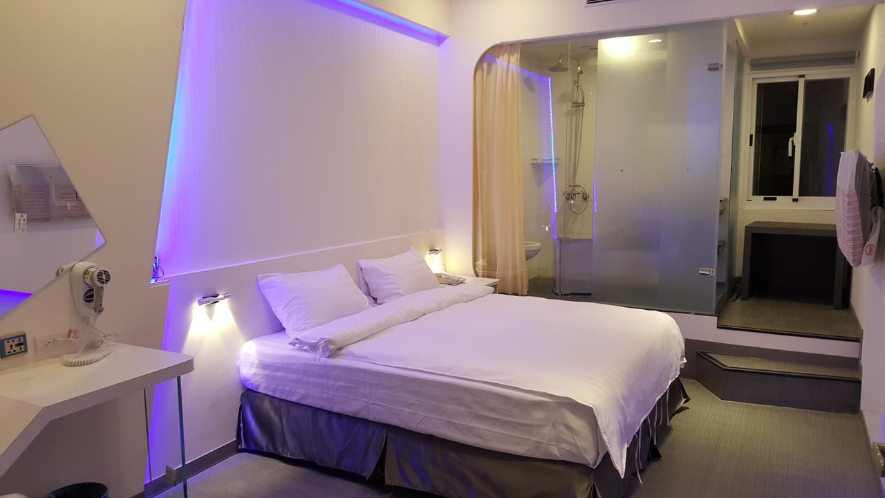 Galaxia Business Hotel Đài Trung Ngoại thất bức ảnh