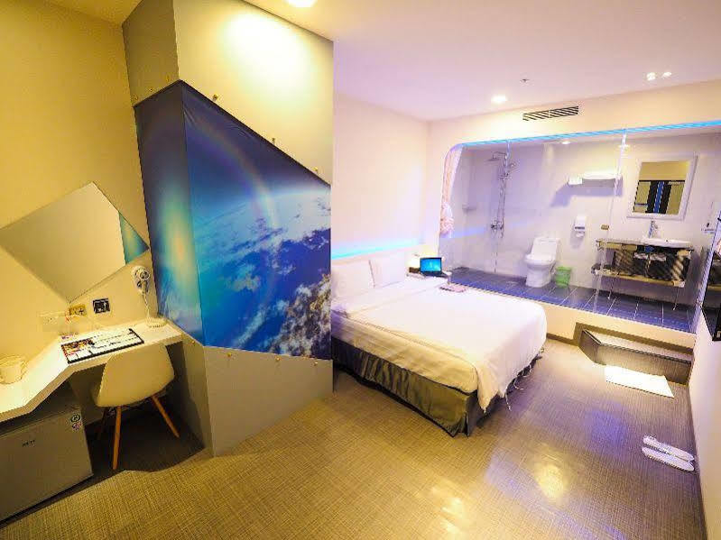 Galaxia Business Hotel Đài Trung Ngoại thất bức ảnh