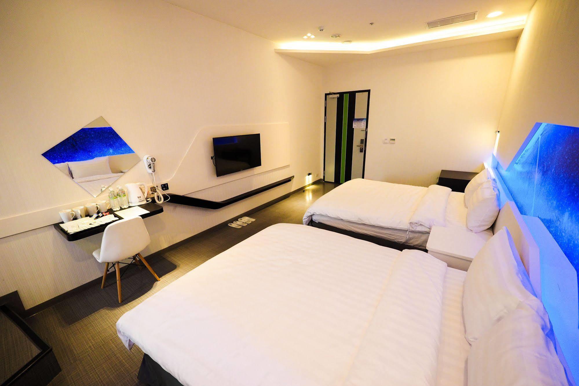 Galaxia Business Hotel Đài Trung Ngoại thất bức ảnh